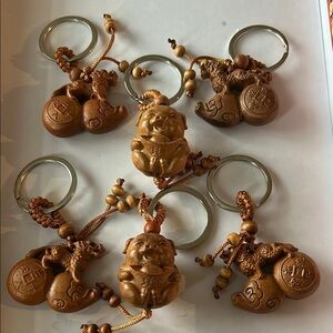 Peach Carved Gourd, Pixiu Statue Key Chain, Neutral Decoration, Key Ring Amulet